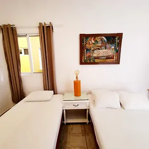 https://la-casona-hotel-y-hostel.allrivieramayahotels.com